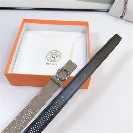 Hermes Reversible Belt 25MM Epsom Leather Silver Tone Hardware Etoupe/Black