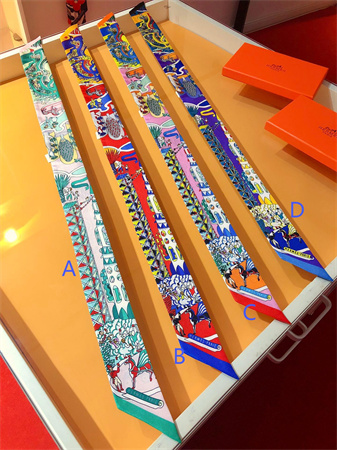 Hermes Twilly 100% Silk 37839