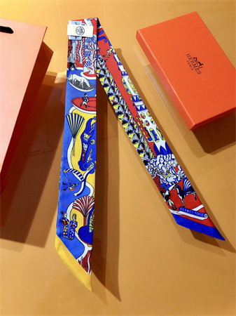 Hermes Twilly 100% Silk 37839
