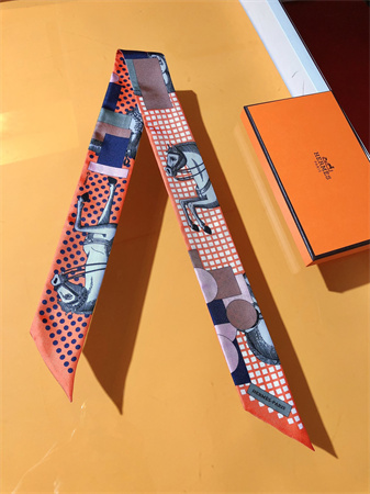 Hermes Twilly 100% Silk 37848