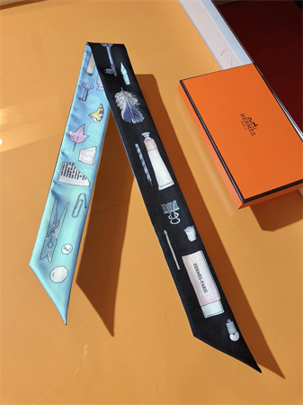 Hermes Twilly 100% Silk 37853