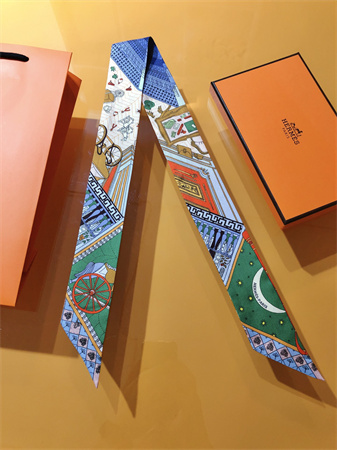 Hermes Twilly 100% Silk 37854