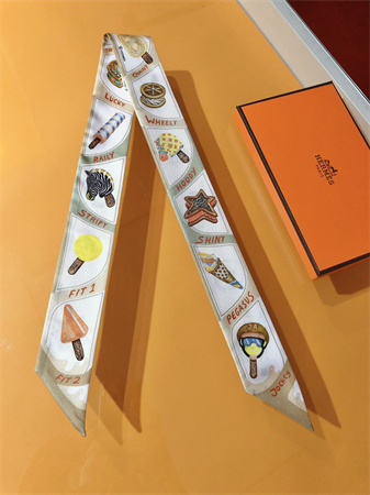 Hermes Twilly 100% Silk 37857