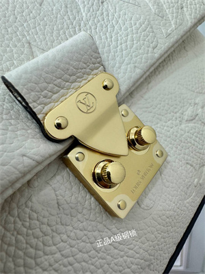 L.V Nano Madeleine Cream Supple grained cowhide leather M12145 TOP