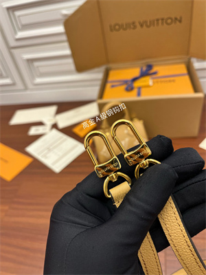 L.V Nano Speedy Monogram Empreinte Beige/Cream leather M81457 TOP