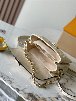 L.V Pochette Metis East West Embossed supple grained cowhide leather Cream M22942 TOP