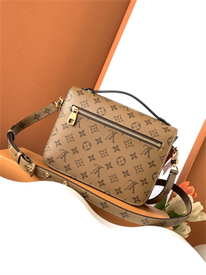L.V Pochette Metis Reverse Monogram Coated Canvas M44876 TOP