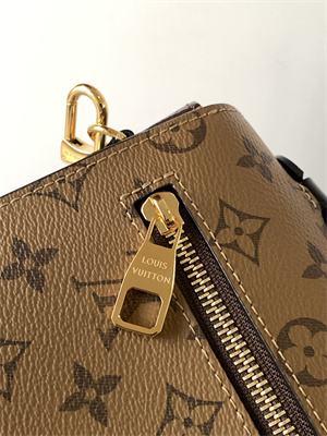 L.V Pochette Metis Reverse Monogram Coated Canvas M44876 TOP