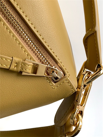 Loewe Small Puzzle Bag In Classic Calfskin