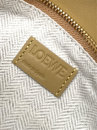 Loewe Small Puzzle Bag In Classic Calfskin