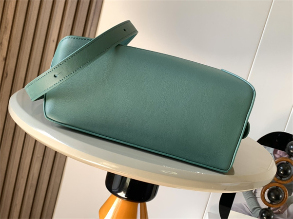 Loewe Small Puzzle Bag In Classic Calfskin