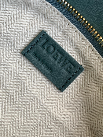 Loewe Small Puzzle Bag In Classic Calfskin