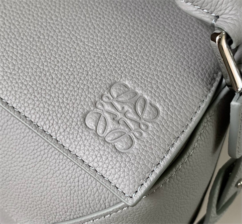 Loewe Puzzle Bag In Soft Grained Calfskin