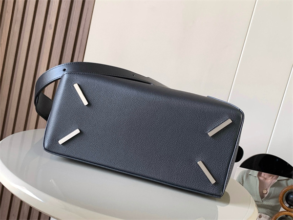 Loewe Puzzle Bag In Soft Grained Calfskin