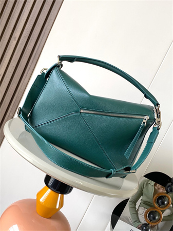 Loewe Large Puzzle Bag In Shinny Grained Calfskin