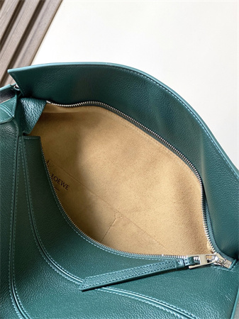 Loewe Large Puzzle Bag In Shinny Grained Calfskin