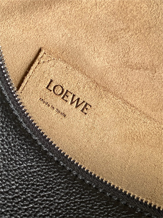 Loewe Large Puzzle Bag In Shinny Grained Calfskin