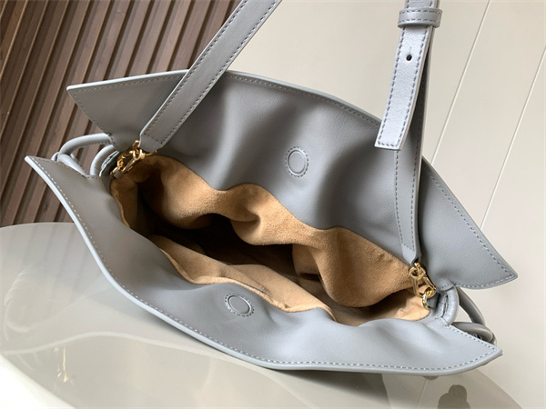 Loewe Medium Flamenco clutch in nappa calfskin