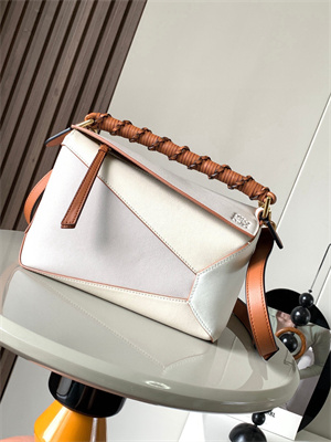 Loewe Small Puzzle Bag In Classic Calfskin
