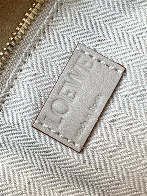 Loewe Small Puzzle Bag In Classic Calfskin