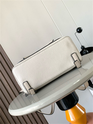 Loewe Goya Backpack in Soft Grained calfskin Cream