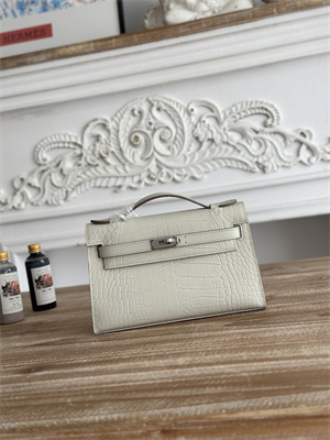 Kelly Pochette Bag Embossed Crocodile Silver Tone Hardware Craie HS