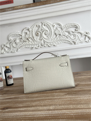 Kelly Pochette Bag Embossed Crocodile Gold Tone Hardware Craie HS