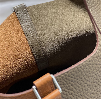 Picotin Lock Bag 18 Togo Leather Silver Tone Metal In Etoupe/Gold HS