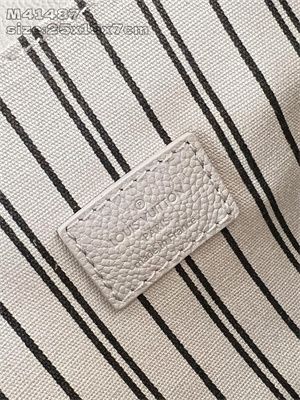 L.V Pochette Métis Monogram Empreinte Brume M13481