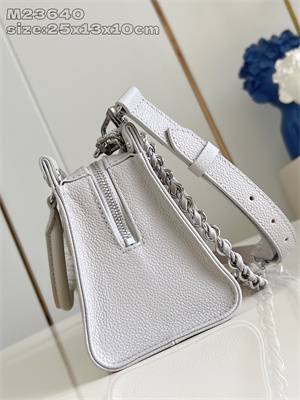 L.V  OnTheGo East West Monogram Empreinte Leather Brume/Quartz M14213