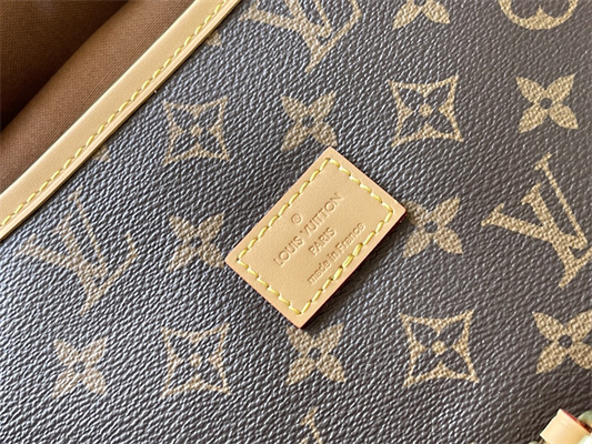 L.V SAUMUR MM Messenger Bag Monogram Canvas M40710