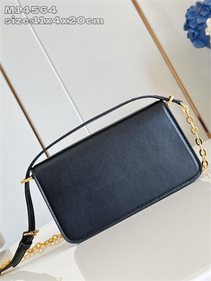 L.V Wallet On Chain LV Bloom Calfskin Leather Black M14564