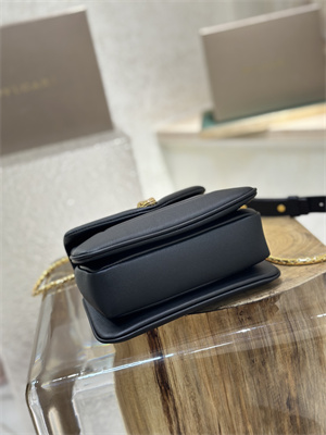 BVLGARI Serpenti Reverse top handle bag Calfskin Leather Black Color 292128