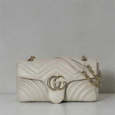 Gu.cci GG Marmont medium shoulder bag matelassé chevron lambskin leather Light gold-toned hardware White 837267