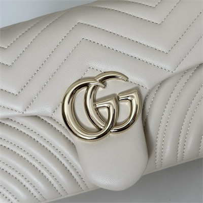 Gu.cci GG Marmont medium shoulder bag matelassé chevron lambskin leather Light gold-toned hardware White 837267