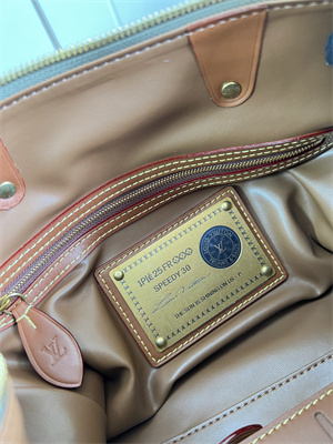 L.V Speedy P9 Bandoulière 30 Monogram Soft Calfskin Green