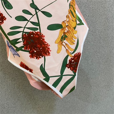 Gucci Swimsuits 38398