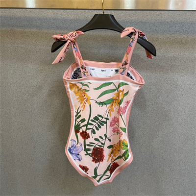Gucci Swimsuits 38398