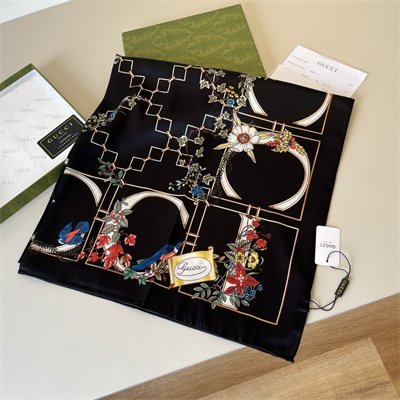 Gucci Square Silk Scarf 38558