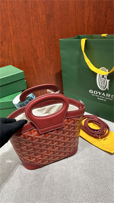 Goyard Beluga Mini Bag Goyardine Canvas & Chevroches Calfskin Red