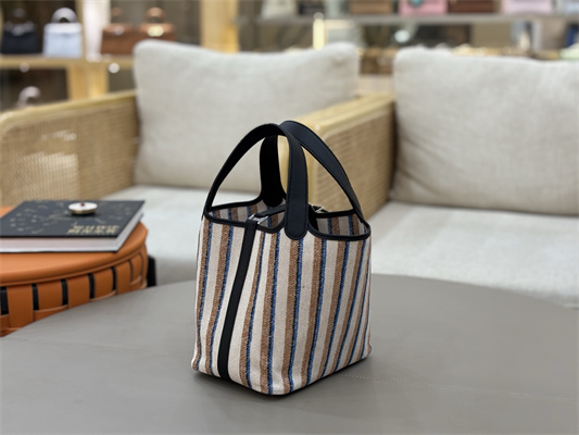 Picotin Lock 18 Bag in taurillon Clemence leather with “Couverture Lignes” embroidery Black HS