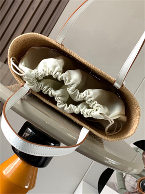 Loewe Small Square basket in Raffia&Calfskin Nature/White