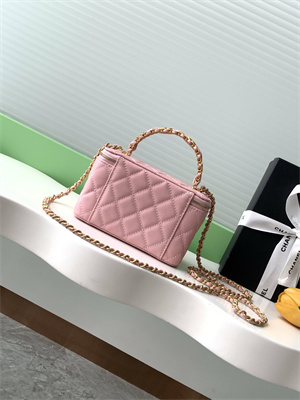 Chanel Vanity with chain Grained Calfskin& Gold-Tone Metal Pink AP4799