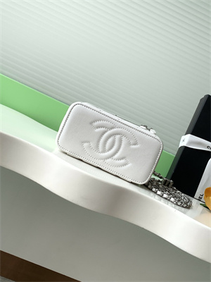 Chanel Vanity Case Grained Calfskin& Silver-Tone Metal White AP3940