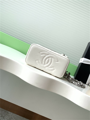 Chanel Vanity Case Lambskin & Silver-Tone Metal White AP3940