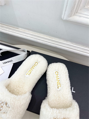 Chanel Slipper Women 38958