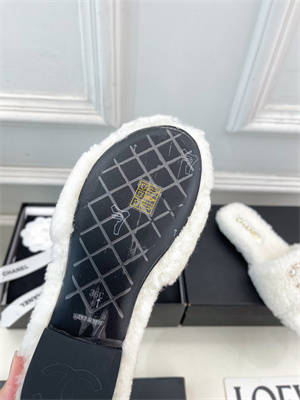 Chanel Slipper Women 38958