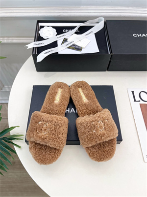 Chanel Slipper Women 38958