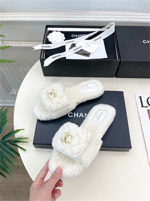 Chanel Slipper Women 38959