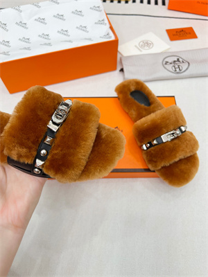 Her.mes Slipper Women 38961